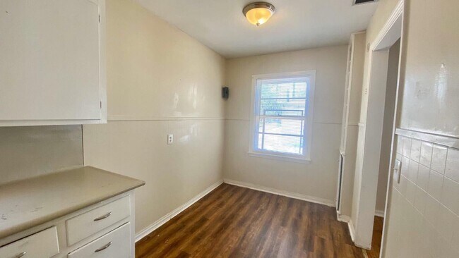 2203 25th St Unit 2203 25th Street-Back