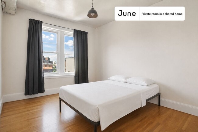 Building Photo - Room in Shared 4 bed/1 bath home in Allston