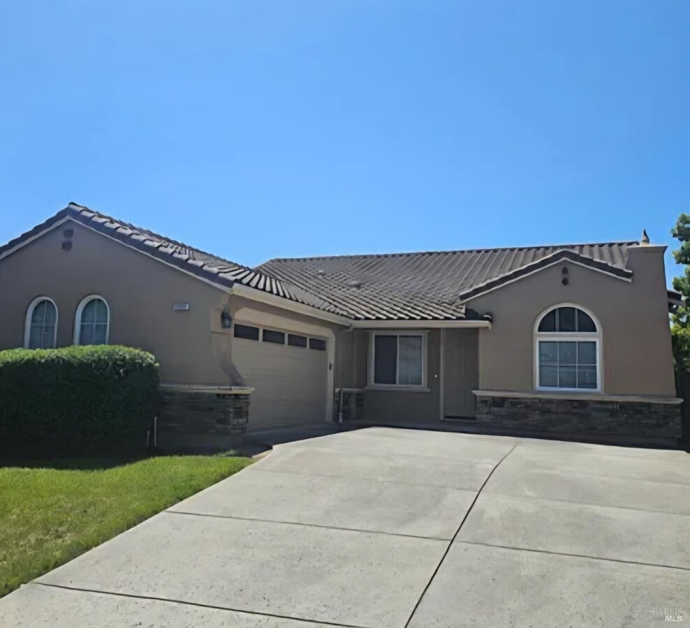 Photo - 2751 Olivewood Ln