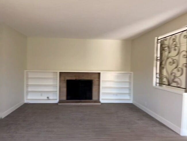 Photo - 1270-1272 Meredith Way Unit 1272