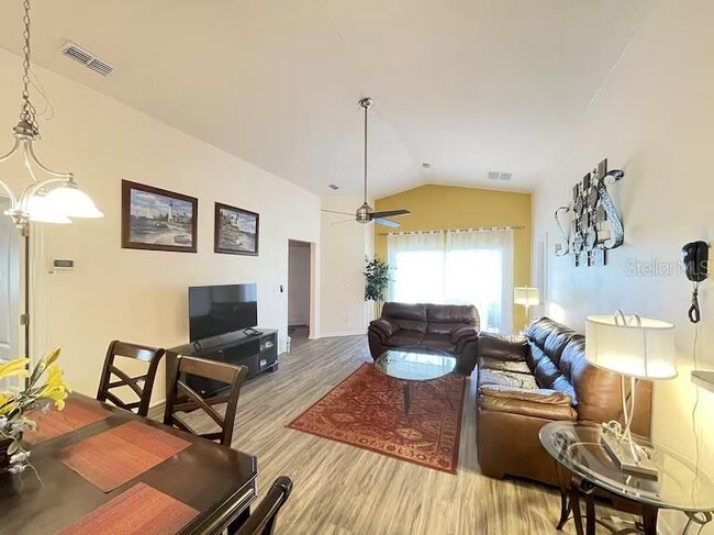 Photo - 136 Starbird Ct