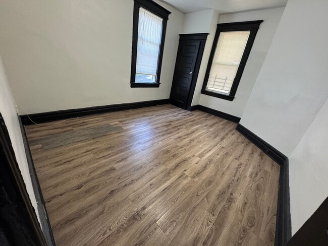 Photo - 45 Treacy Ave