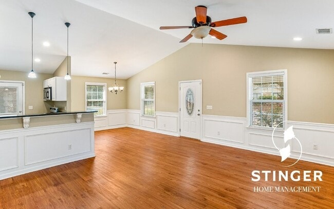 Photo - 1822 Drayton Dr