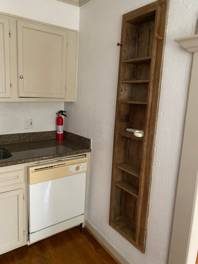 Photo - 2646 Persa St Unit 2646 1/2 Persa St Apt 1