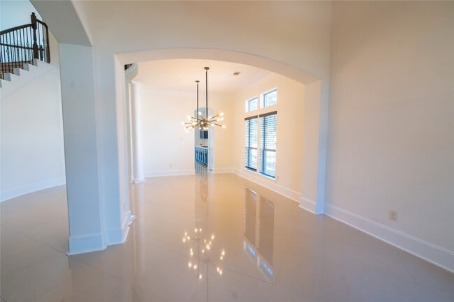 Building Photo - 6002 Mystic Berry Dr Rental