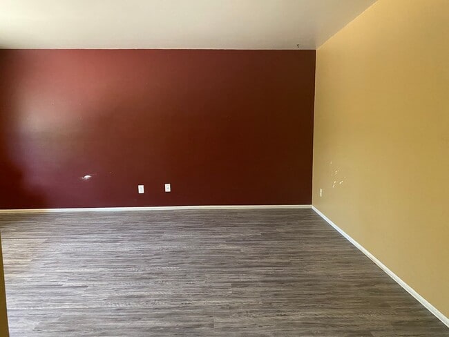 Photo - Eastside 3 bed 2 bath - Pool and Garage