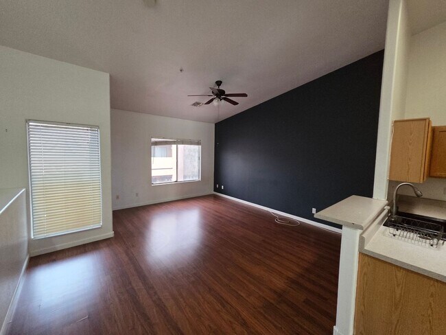 Photo - 2 bed / 2 Bath Townhouse in Mesa!