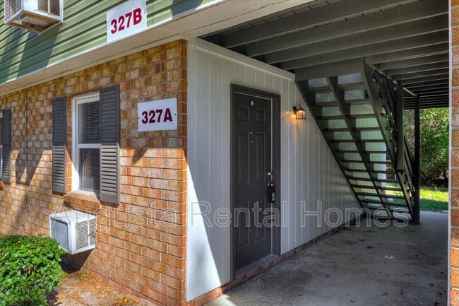 Photo - 327 Verdery Dr