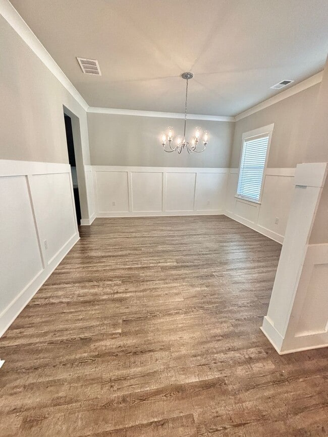 Photo - Immaculate Home