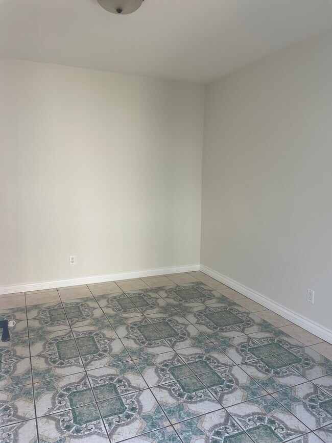 Photo - 1959 20th St Unit C