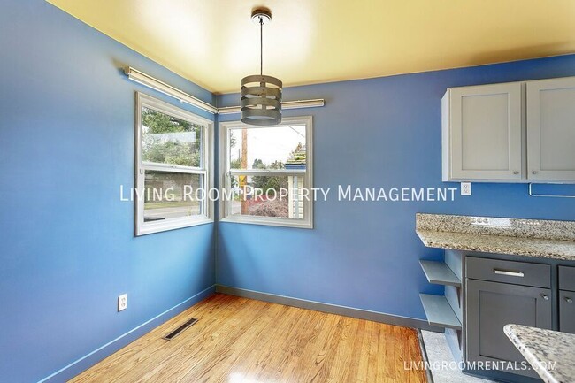 Photo - 8414 N Peninsular Ave