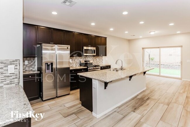 Photo - 10552 Mt Blackburn Ave