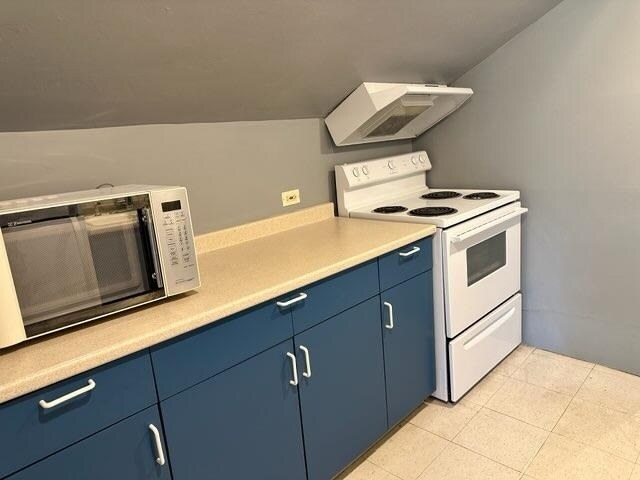 -- Hudson Street Unit 3/B