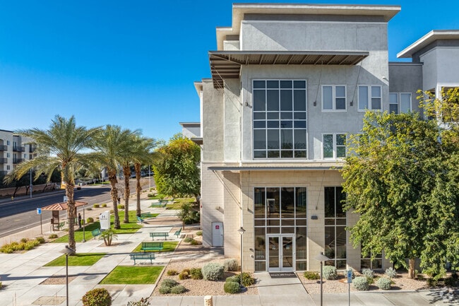 Building Photo - The Hyve