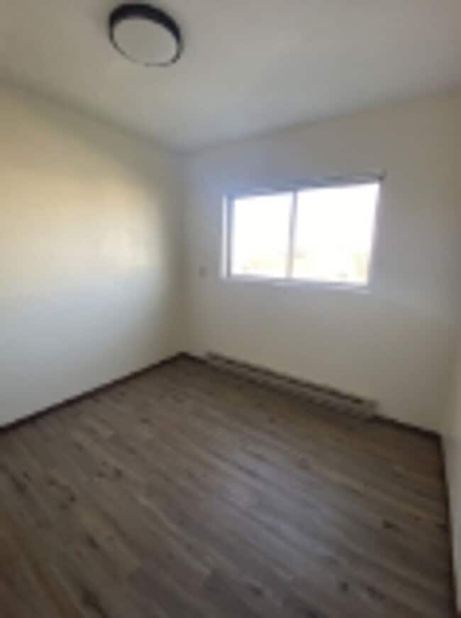 306 Columbine Ave Unit #4