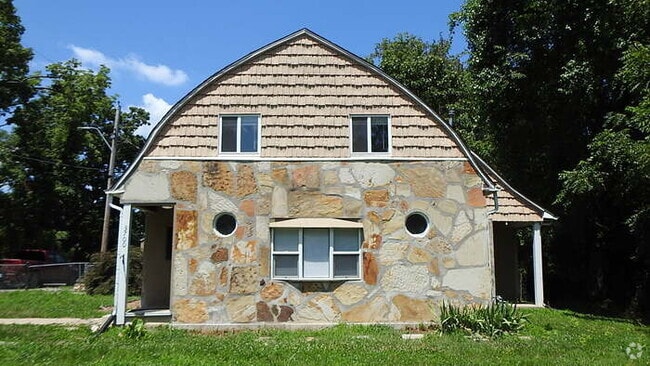 Building Photo - 3bed 2 full bath in North Kansas City, MO Rental