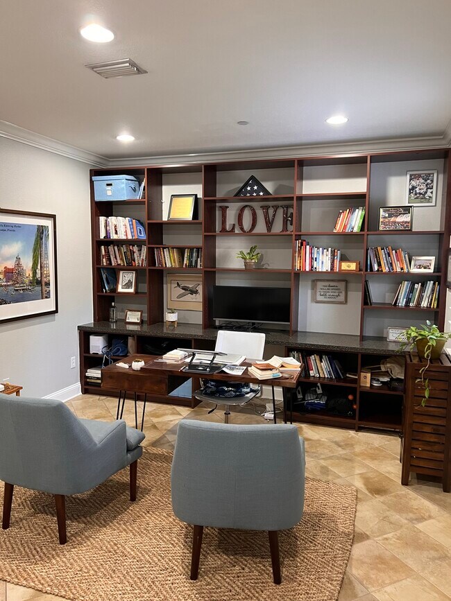 Bonus room - study, home office - 2442 W Mississippi Ave