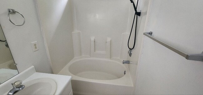 Photo - 411 Landing Pl Dr