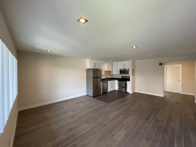 Photo - Westminster Square Apartments