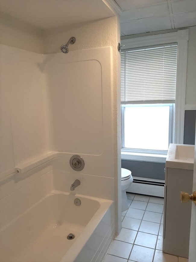 Photo - 7-9 Spring Street Unit 7 Spring 2