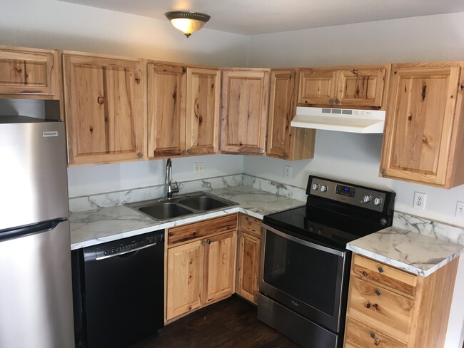 Kitchen - 1730 N Golden Hills Dr Apartments