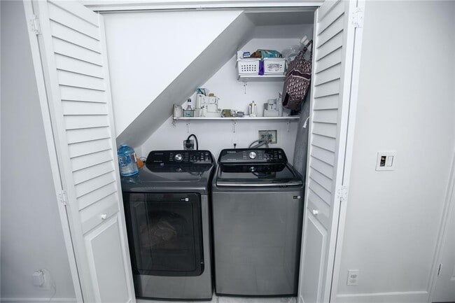 Photo - 4905 SW 31st Ter