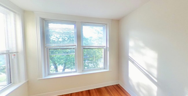 Photo - 1120 Commonwealth Ave