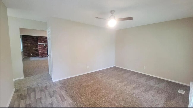 Photo - 6543 Coventry Dr
