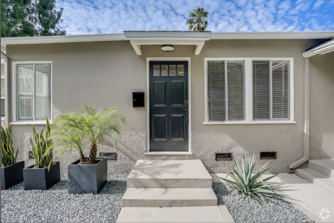 Building Photo - 4244 Tujunga Ave Unit 4244 Rental