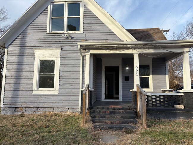 Building Photo - Ideal Location: 4-Bed Home with Big Backyard by Upcoming School