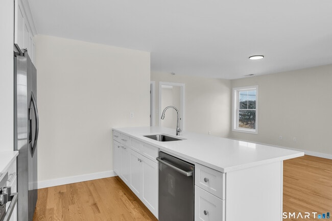 Photo - 31 Drive Way