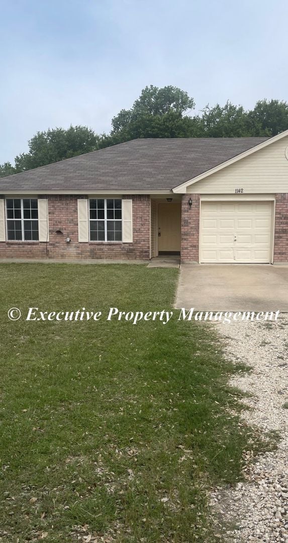 Building Photo - 1140-1142 County Road 4804 Unit 1142
