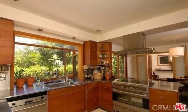 Building Photo - 4980 Alatar Dr Rental