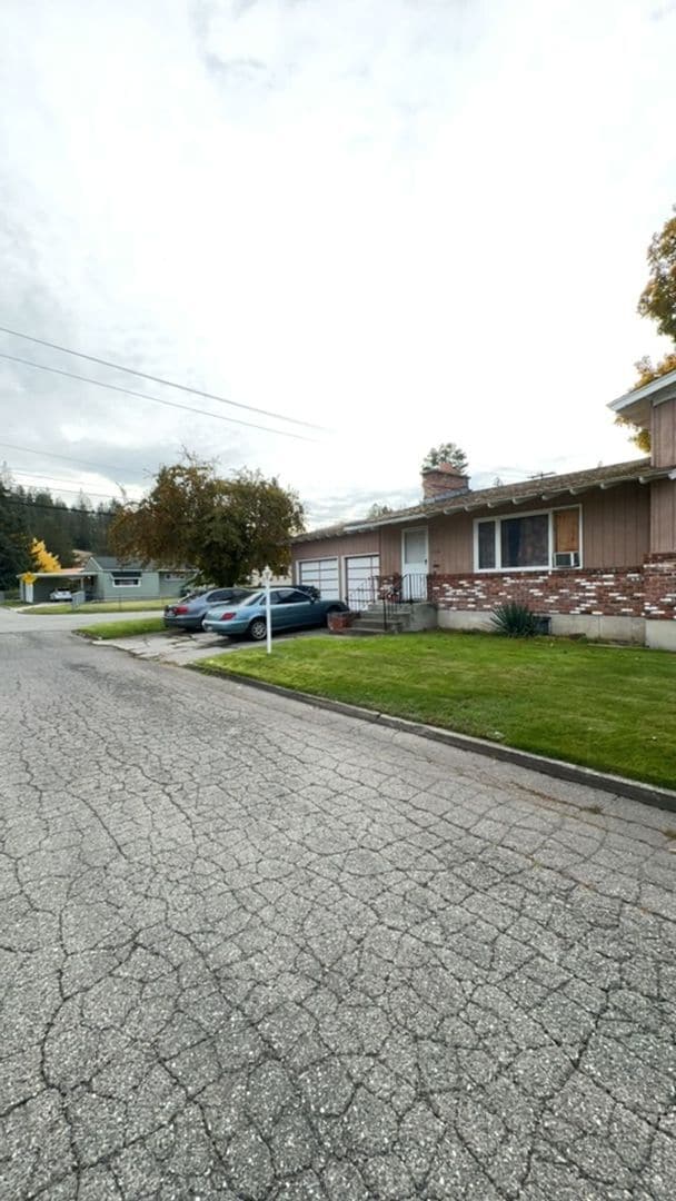 Building Photo - Maple Ave Duplex Unit 1518 Maple Ave