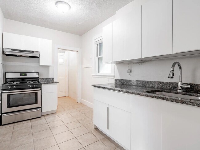 Photo - 8 Westerly St Unit 1