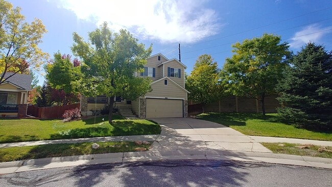Photo - Beautiful 3 Bedroom Home Available ASAP!