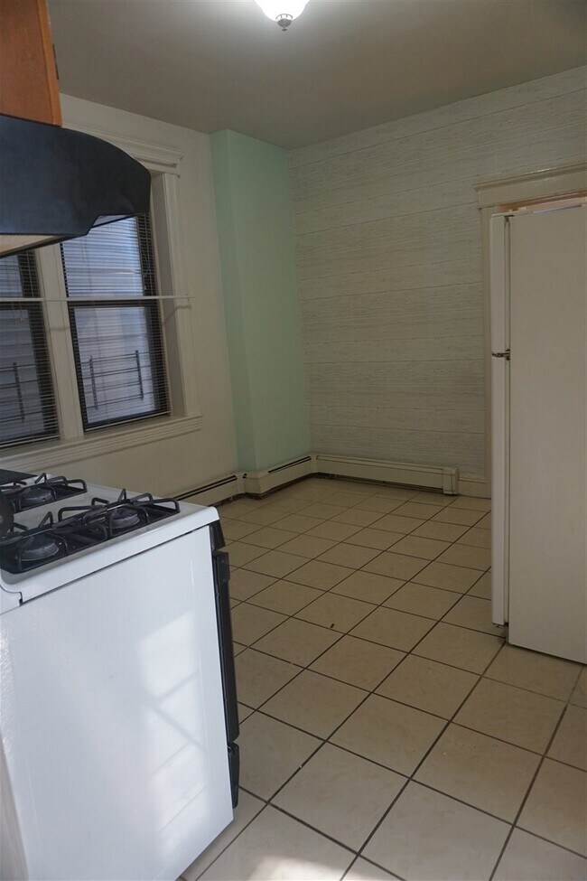 Photo - 346 John F. Kennedy Blvd