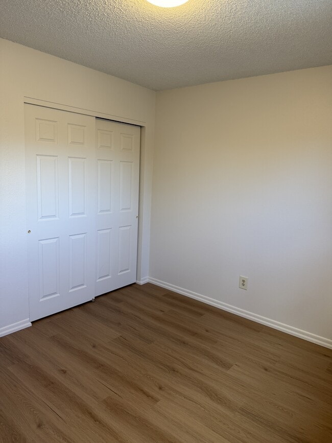 Photo - 2613 Cherly St