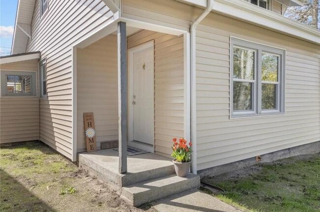 Photo - Prime Central Location – Walk to 6th Ave & Proctor Districts