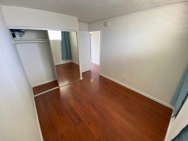 Photo - 2121 Ala Wai Blvd
