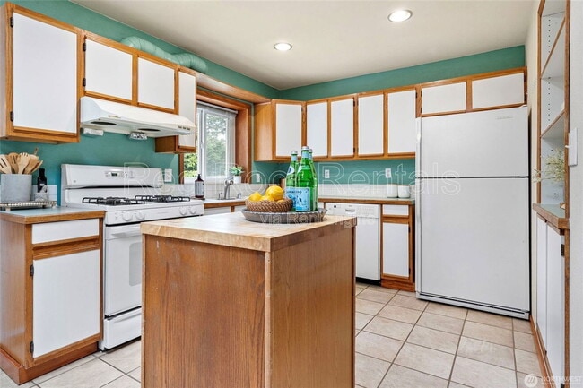 Photo - 11807 96th Ave SW