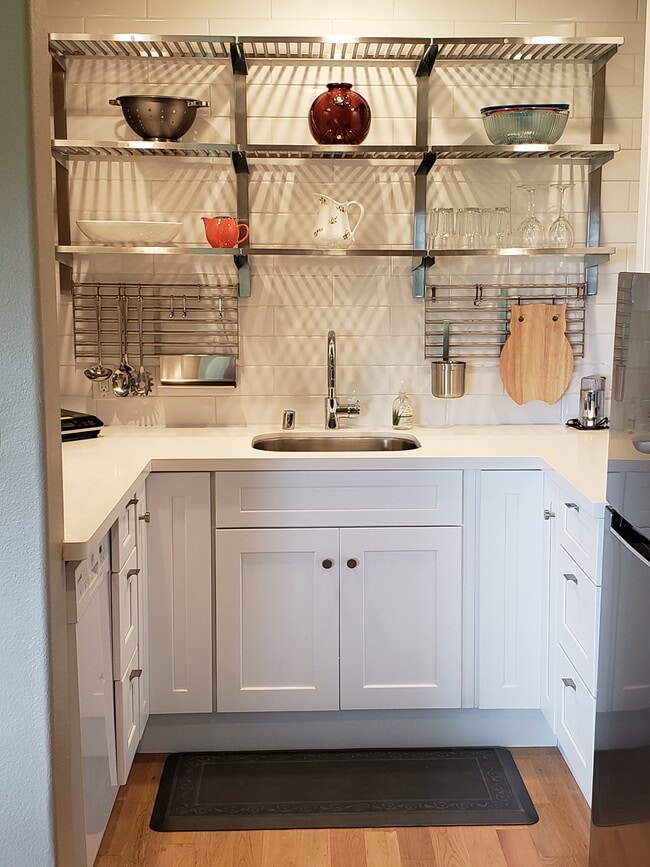 1117 Alvarado Rd Unit 1117-B