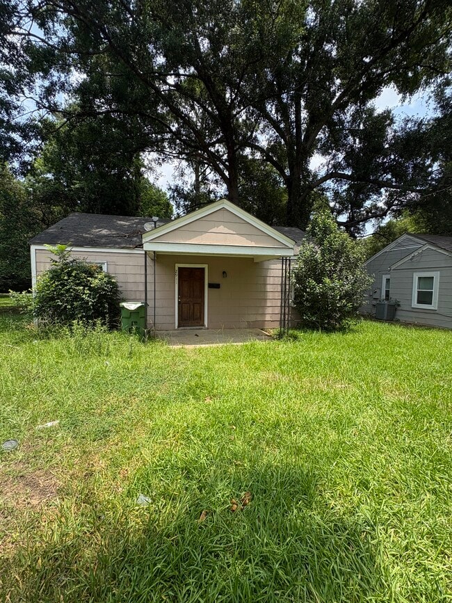 Building Photo - 2911 Althea St