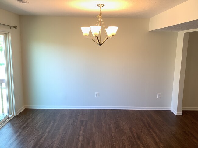 Photo - 5283 River Ridge Dr