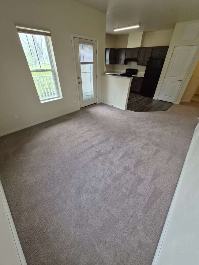 Photo - 2 Bedroom | 1 Bathroom 2nd Floor Apartment Available RIGHT NOW! Unit 209