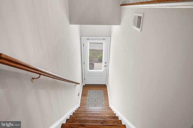 Photo - 3421 St Robin Ln
