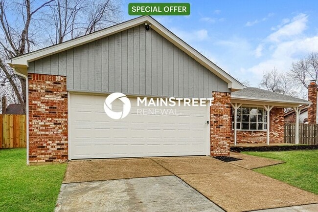 Building Photo - 4 Bedroom Pet-Friendly Home in Reynoldsbur...