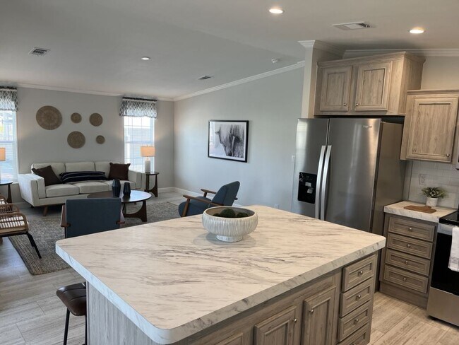 Photo - 343 Talbot St