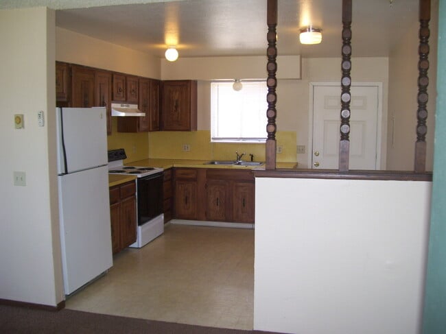 Photo - Building 3, 234-240 Applewood Ct. Unidad 238