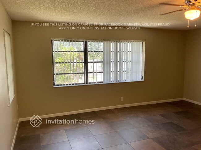 Photo - 1769 NE 40th Pl